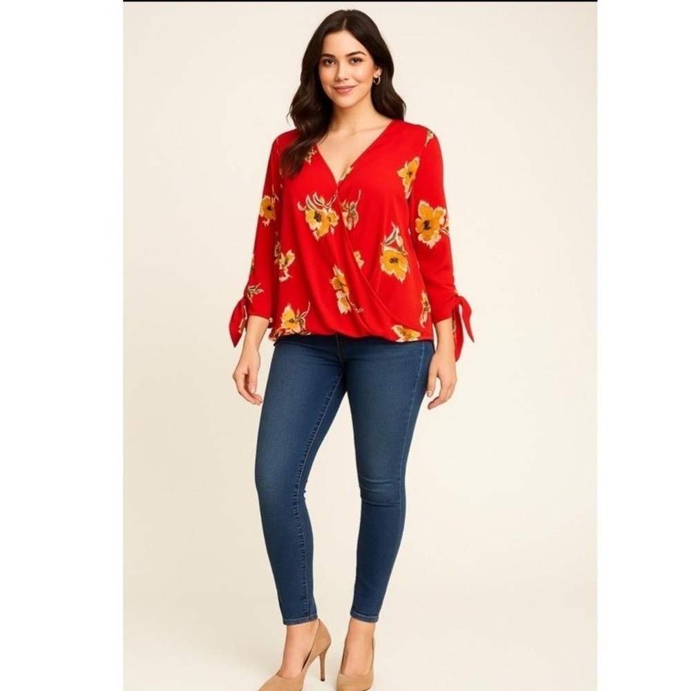 West‎ Kei Blouse Womens M Red Floral Faux Wrap Blouse Romantic Statement Top